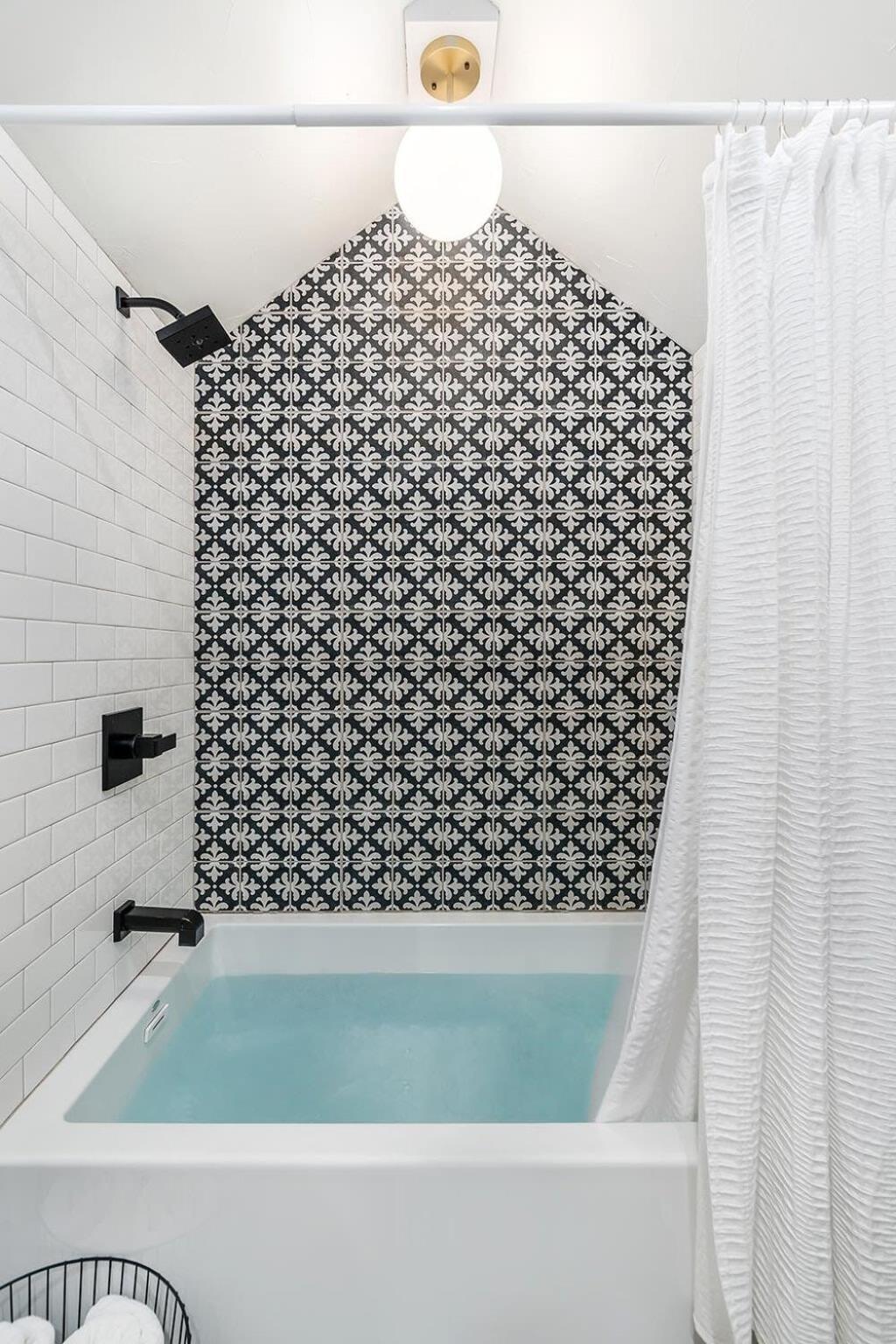 Alley Kat Guesthouse With Private Hot Tub Fredericksburg Exteriör bild